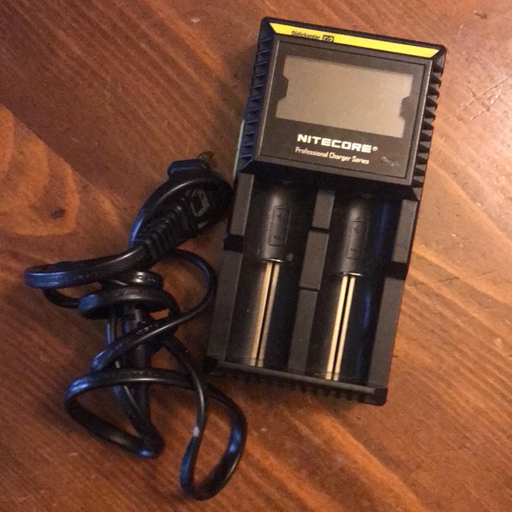 Nitecore Professional Charger Series Digicgarger